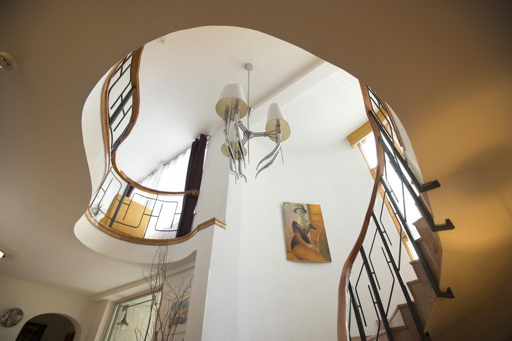 Hotel De Paris Tirana Bagian luar foto