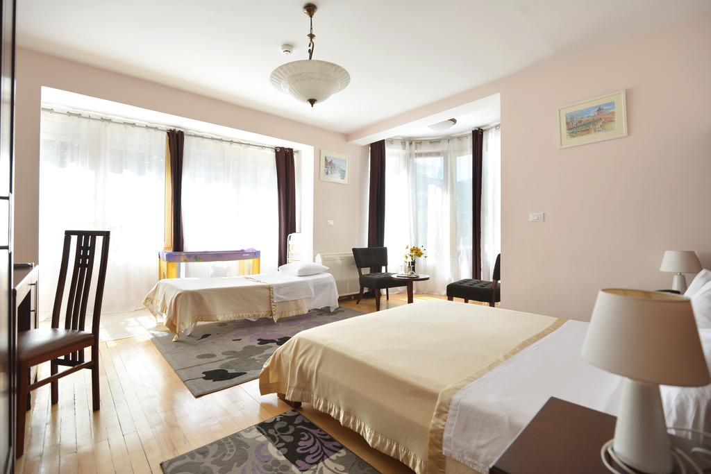 Hotel De Paris Tirana Bagian luar foto