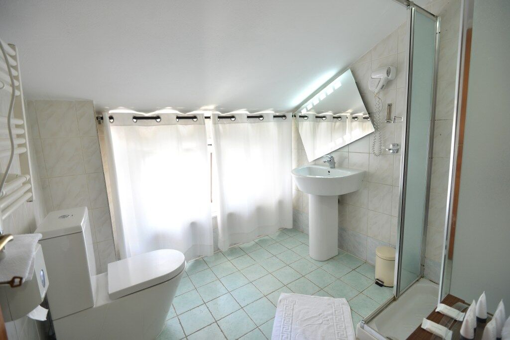 Hotel De Paris Tirana Bagian luar foto